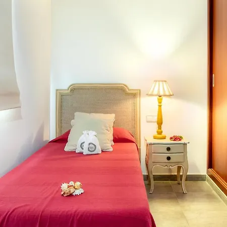 Castello Playa Apartment